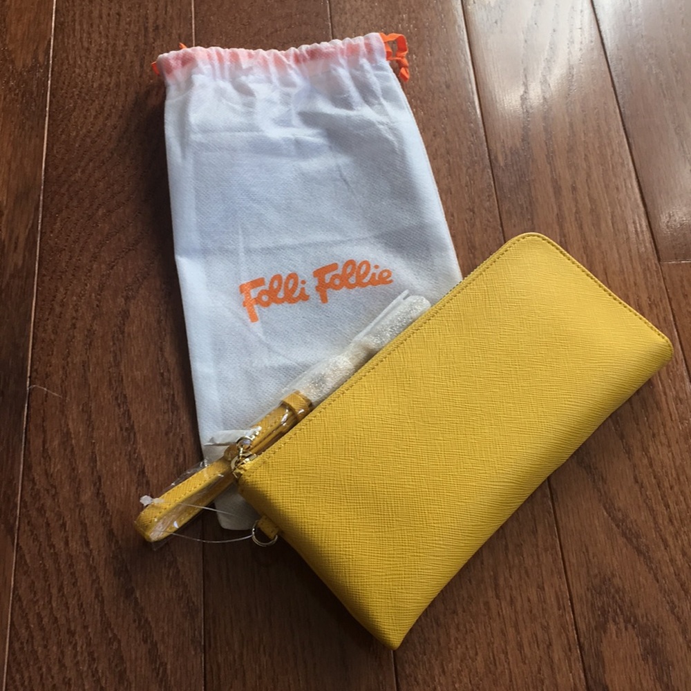 Folli Follie Phone Wristlet
